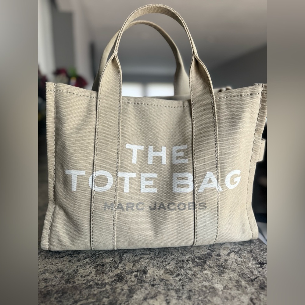THE TOTE BAG MARC JACOBS